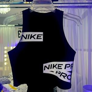 Nike crop exercise top